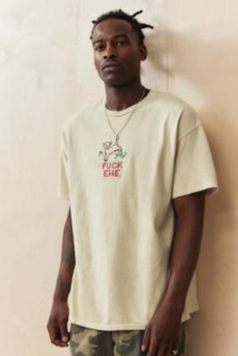 UO Putain Uwe T-Shirt par en taille: TTP - Urban Outfitters - Modalova