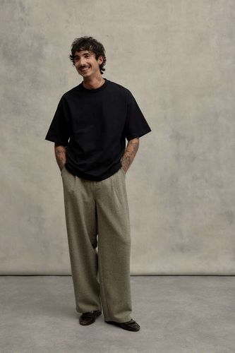 Black Premium T-Shirt en taille: Small - Loom - Modalova