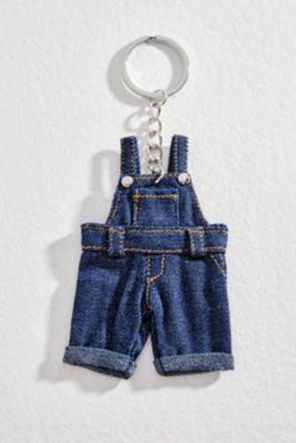 Porte-clés Mini Salopette en Denim en taille: TAILLE UNIQUE - Urban Outfitters - Modalova