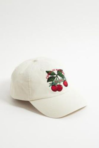 Casquette UO Brodée Cerise par en taille: TAILLE UNIQUE - Urban Outfitters - Modalova