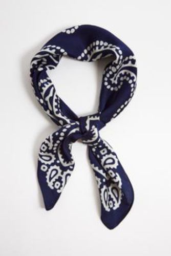 Foulard imprimé bandana UO par taille: TAILLE UNIQUE - Urban Outfitters - Modalova