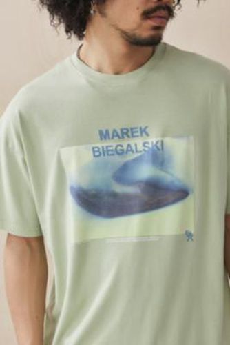 UO - T-shirt Marek Biegalski vert par taille: Small - Urban Outfitters - Modalova