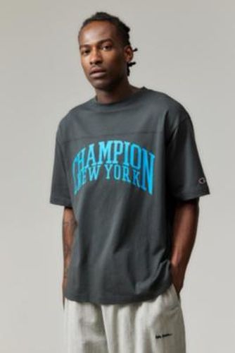 T-shirt UO Exclusive taille: Medium - Champion - Modalova