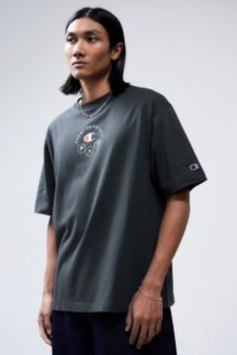 UO Exclusive Black Japanese Arc T-Shirt taille: Small - Champion - Modalova