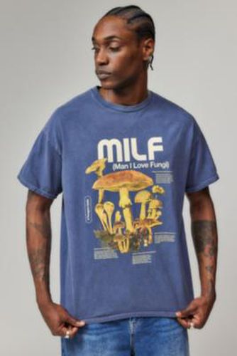 UO Fungi Milf T-Shirt par en Navy taille: Small - Urban Outfitters - Modalova