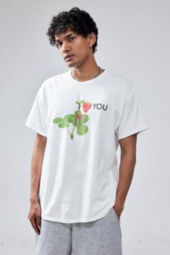 T-shirt UO à la fraise par en Crème taille: Small - Urban Outfitters - Modalova