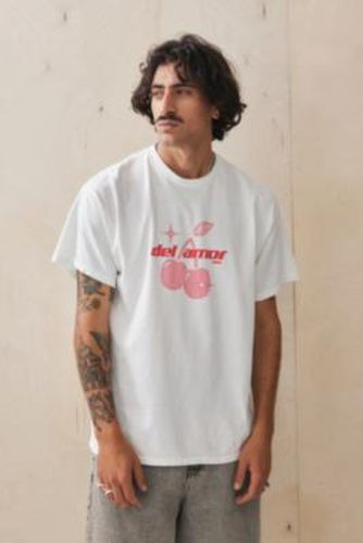 UO Ecru Cherry Del Amour T-Shirt par en Crème taille: Medium - Urban Outfitters - Modalova