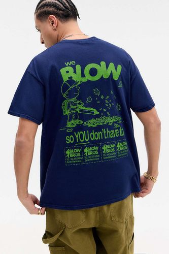 UO Navy We Blow T-Shirt par en taille: TTP - Urban Outfitters - Modalova