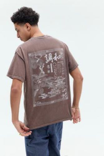 UO Osaka Fruit T-Shirt par taille: TTP - Urban Outfitters - Modalova