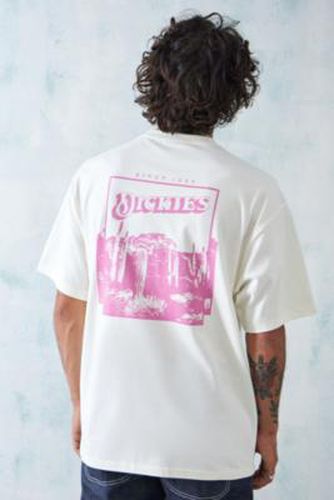 UO Exclusive Cloud Cactus Photo Print T-Shirt en White taille: Medium - Dickies - Modalova