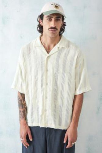 Chemise manches courtes à rayures verticales texturées en écru - Loom - Modalova
