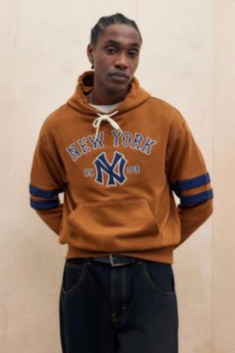 Sweat à capuche UO Exclusive Toasted Peanut NY en taille: Small - New Era - Modalova