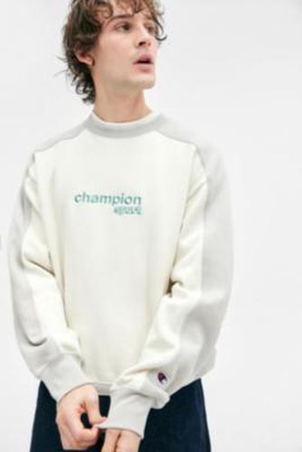 Sweat-shirt rétro UO Exclusif en taille: Medium - Champion - Modalova