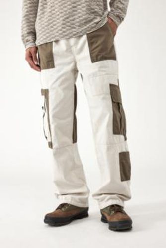 Pantalon utilitaire en patchwork écru en taille: 30W 30L - BDG - Modalova