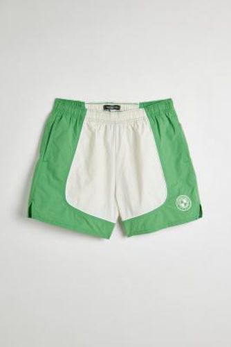 Shorts de football UO par en - Urban Outfitters - Modalova