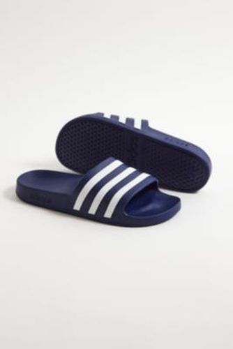 Claquettes Adilette bleu et blanc en taille: UK 4 - adidas - Modalova