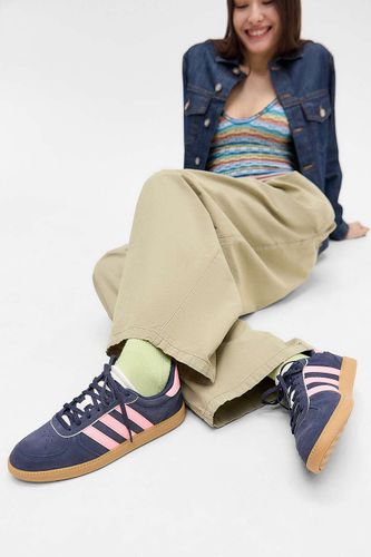 Baskets Breaknet Marine et Rose en taille: UK 5 - adidas - Modalova