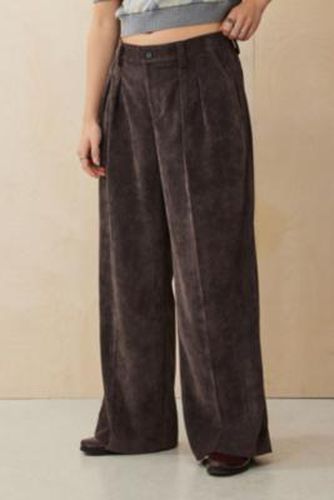 Pantalons Ash en velours côtelé taille: XS - Archive At UO - Modalova