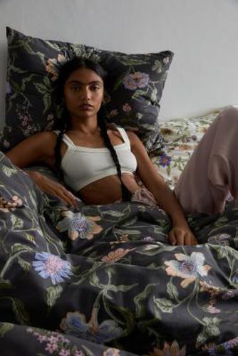 Ensemble de Couette Florale Ella Vine par en taille: Double - Urban Outfitters - Modalova