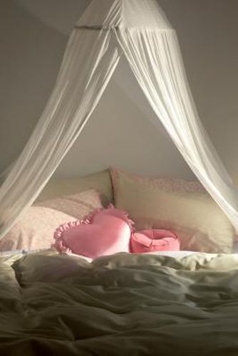 Ciel de lit en gaze Chloe par en - Urban Outfitters - Modalova