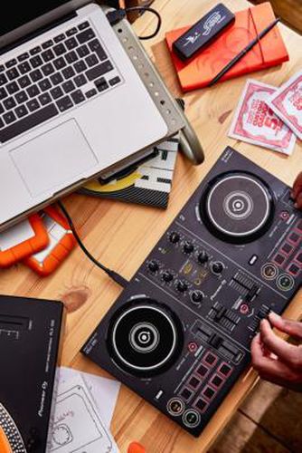 Pioneer - Contrôleur DJ intelligent DJ DDJ-200 par en Noir - Pioneer DJ. - Modalova
