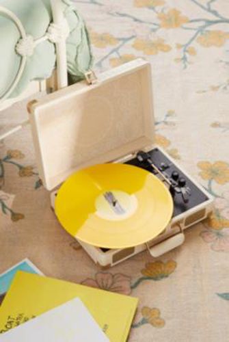 UO Exclusive Geometric Cruiser Vinyl Record Player With Bluetooth Input & Output en taille: TAILLE UNIQUE - Crosley - Modalova