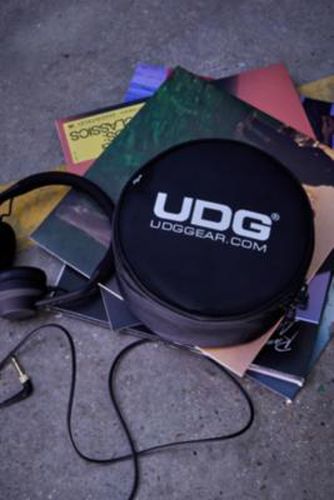 UDG - Sac pour casque d'écoute Digi en Noir - Urban Outfitters - Modalova