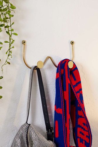 Crochet double en métal Boob par en taille: TAILLE UNIQUE - Urban Outfitters - Modalova