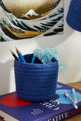 Pot à crayons tissé Harley par en Bleu - Urban Outfitters - Modalova