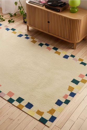 Tapis à carreaux abstraits 5x7pi / 150x210cm par en taille: TAILLE UNIQUE - Urban Outfitters - Modalova