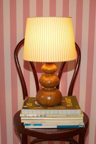 Lampe de table Willow par en Marron - Urban Outfitters - Modalova
