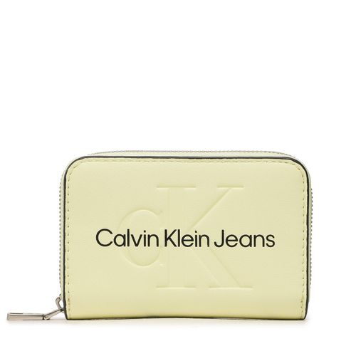 Portefeuille petit format Calvin Klein Jeans Sculpted Med Zip Around Mono K60K607229 Vert - Chaussures.fr - Modalova