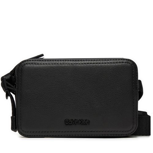 Sacoche Calvin Klein Minimal Focus Camera Bag S K50K511850 Noir - Chaussures.fr - Modalova