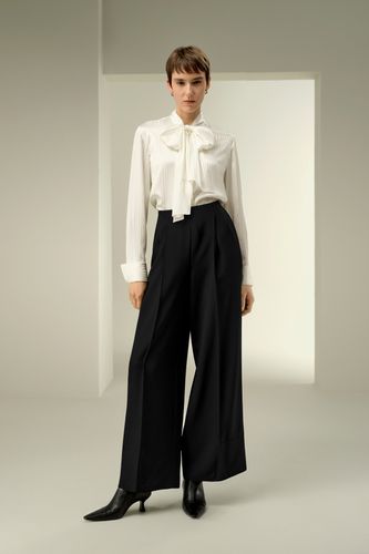 Pantalon large en soie extensible - LILYSILK - Modalova