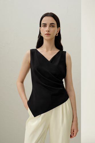 Top Élise Col V | Blouse Asymétrique en Crêpe de Soie - LILYSILK - Modalova