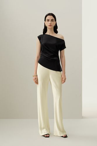 Top Asymétrique à Une Épaule en Soie | Charmeuse Stretch - LILYSILK - Modalova