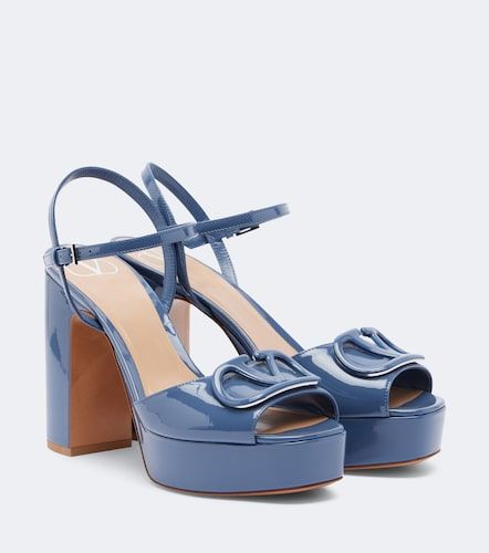 Sandales à plateau VLogo en cuir verni - Valentino Garavani - Modalova