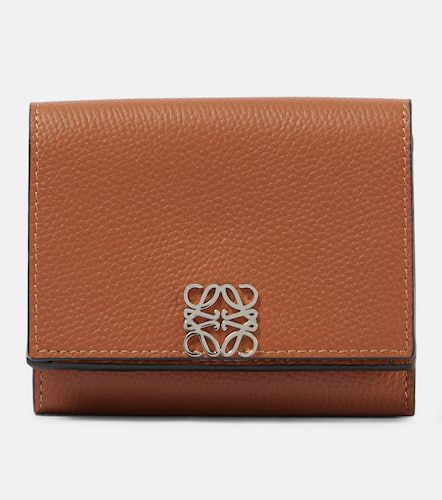 Portefeuille Anagram Trifold en cuir - Loewe - Modalova