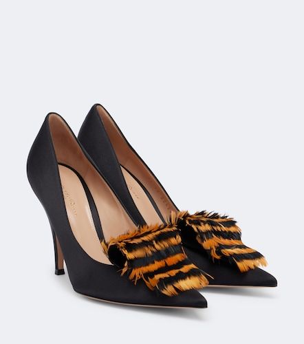 Escarpins en satin à plumes - Gianvito Rossi - Modalova