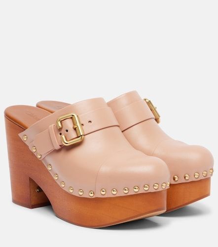 Chloé Mules Jeannette 80 en cuir à clous - Chloe - Modalova