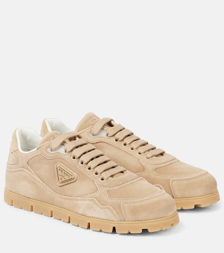 Prada Baskets Trail en daim - Prada - Modalova
