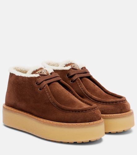 Prada Bottines compensées en daim - Prada - Modalova