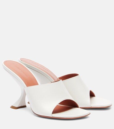 Mules Taylor 90 en cuir - Amina Muaddi - Modalova