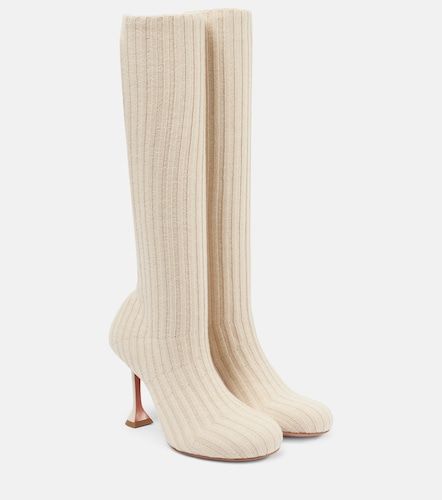 Bottes Veneda 95 en maille côtelée - Amina Muaddi - Modalova