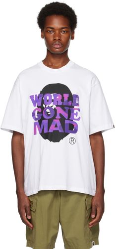 BAPE T-shirt 'World Gone Mad' blanc - BAPE - Modalova