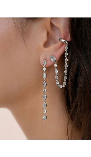 BOUCLE D'OREILLE À CHAÎNE EN CRISTAL EAR CUFF CRYSTAL CHAIN STUD en - Ettika - Modalova