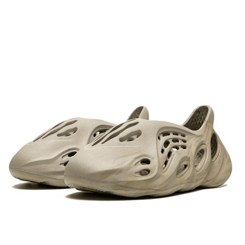 Yeezy Foam RNNR Stone Sage - Yeezy - Modalova