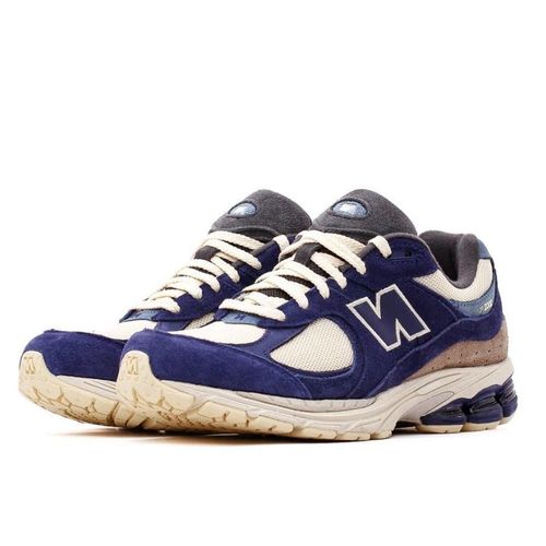 New Balance 2002R Navy Cream - New Balance - Modalova