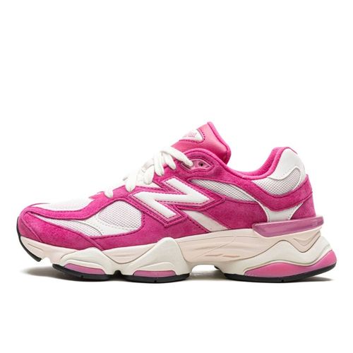 New Balance 9060 Fuchsia Pink - New Balance - Modalova