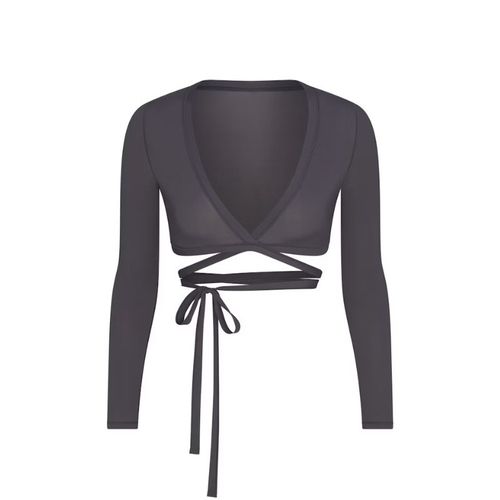 X SKIMS Women's Weightless Layers Wrap Top Lead - Nike - Modalova